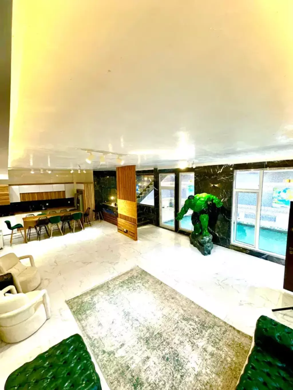 اجاره خانه و ویلا 1000 متری در فردوس - تصویر 2