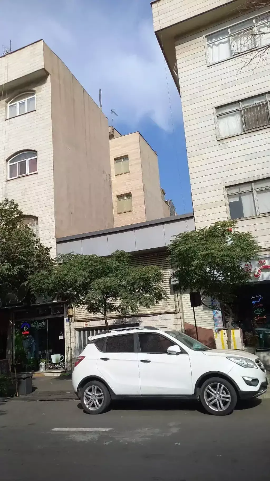 اجاره اداری و تجاری 46 متری در چهارصد دستگاه