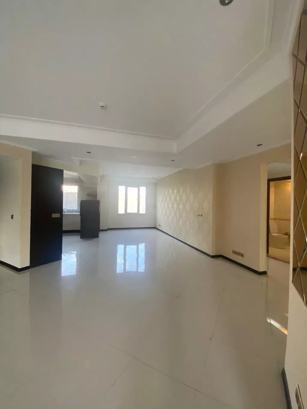 اجاره آپارتمان 190 متری در حکمت - تصویر 2