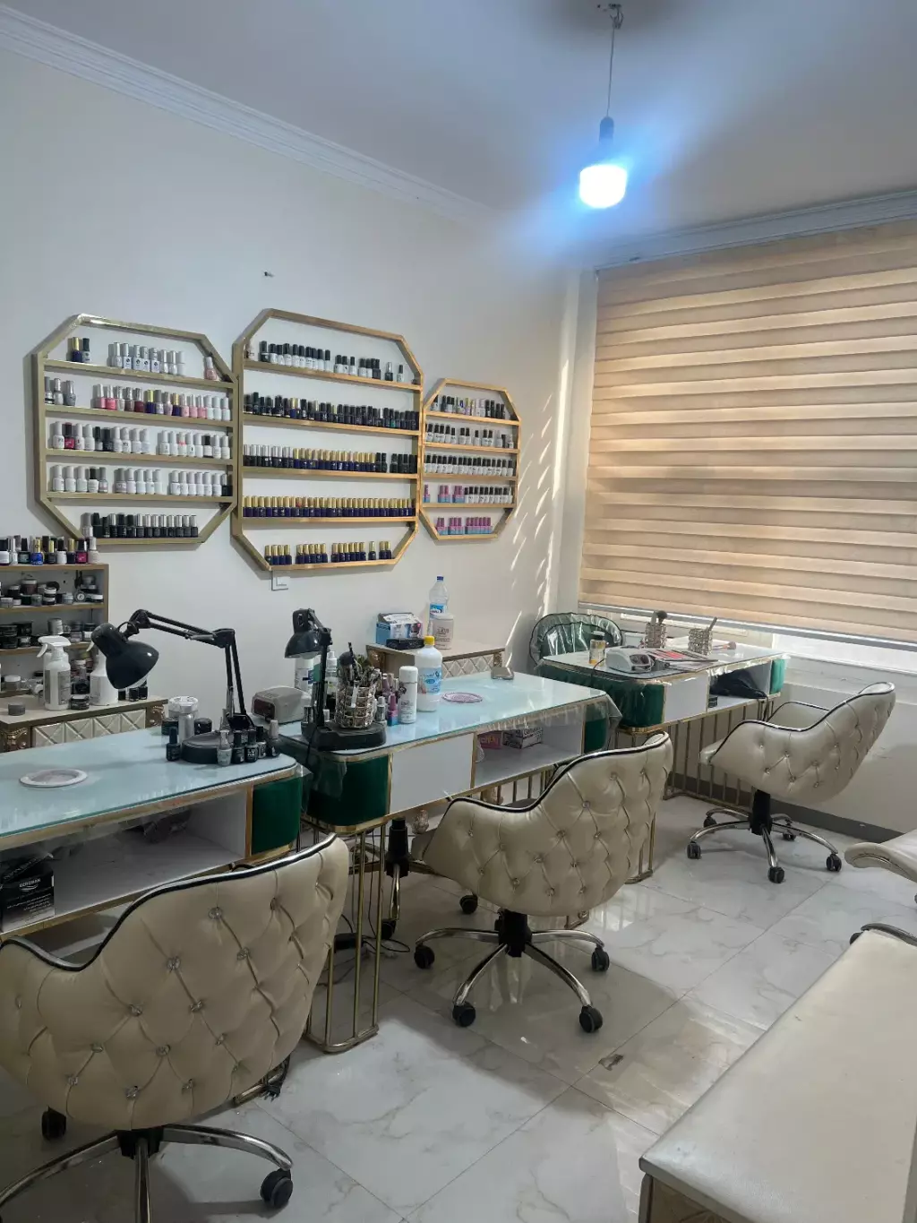 اجاره اداری و تجاری 18 متری در فردوس - تصویر 3