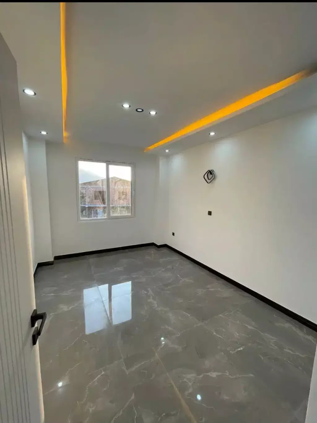 اجاره خانه و ویلا 800 متری در شهرک غرب - تصویر 2
