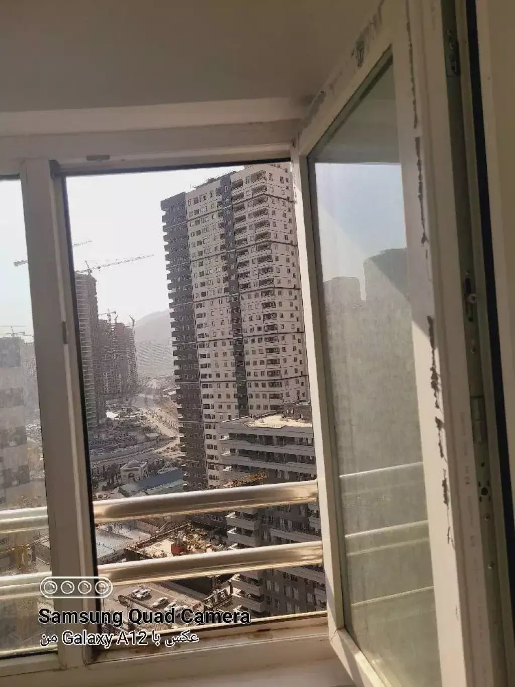 اجاره اداری و تجاری 18 متری در فلسطین (میدان انقلاب)