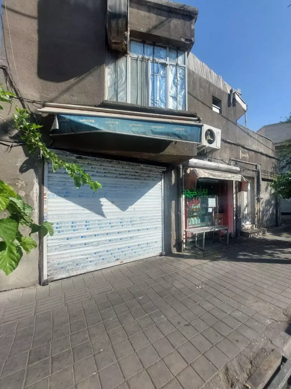 فروش اداری و تجاری 88 متری در انبار نفت