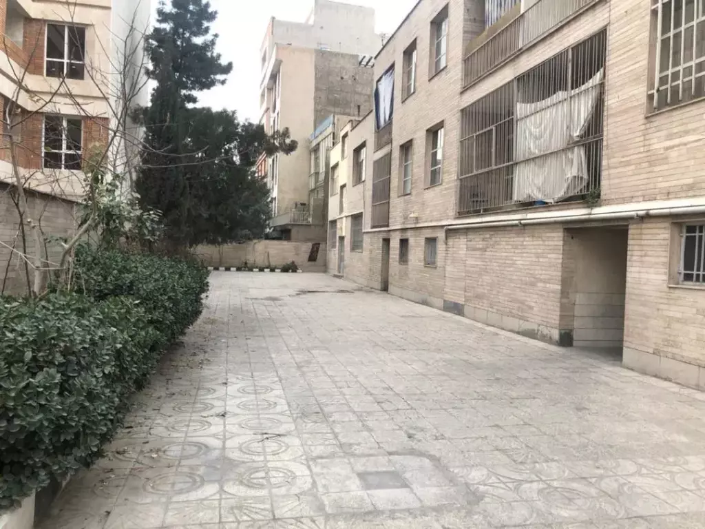 فروش آپارتمان 79 متری در استاد معین