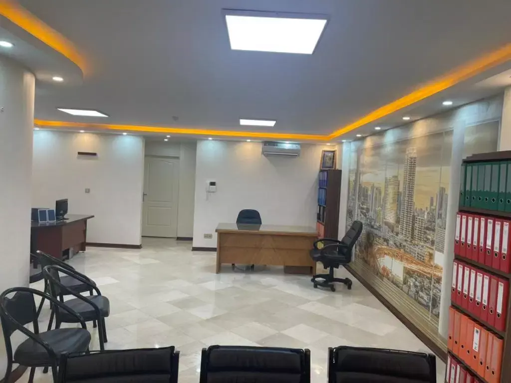 اجاره اداری و تجاری 248 متری در سعادتآباد