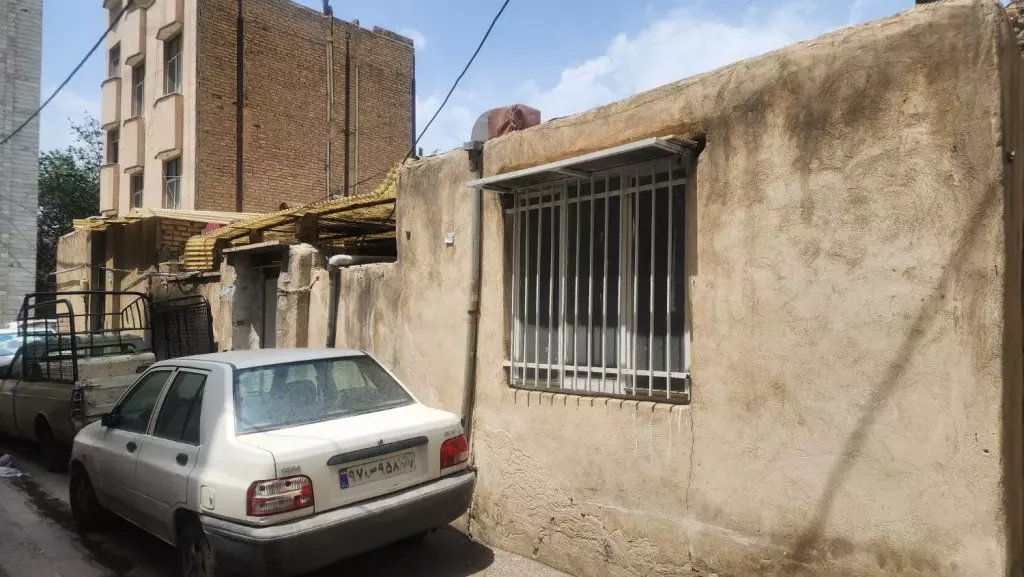 فروش زمین و کلنگی 100 متری در دولت‌آباد - تصویر 2
