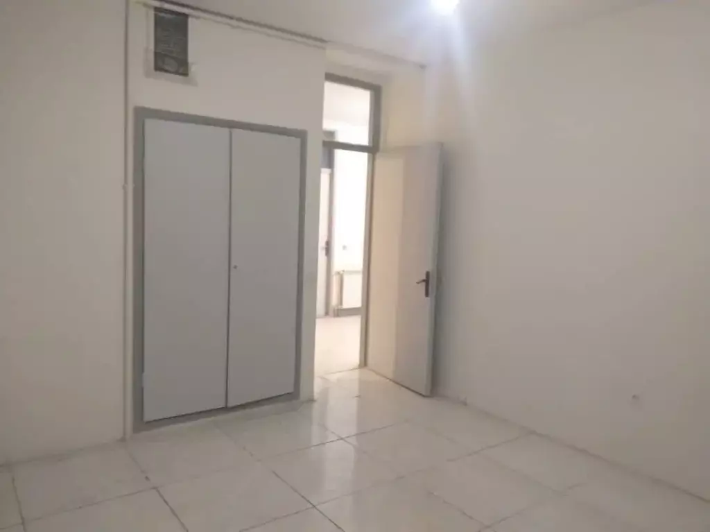 اجاره اداری و تجاری 65 متری در دریا