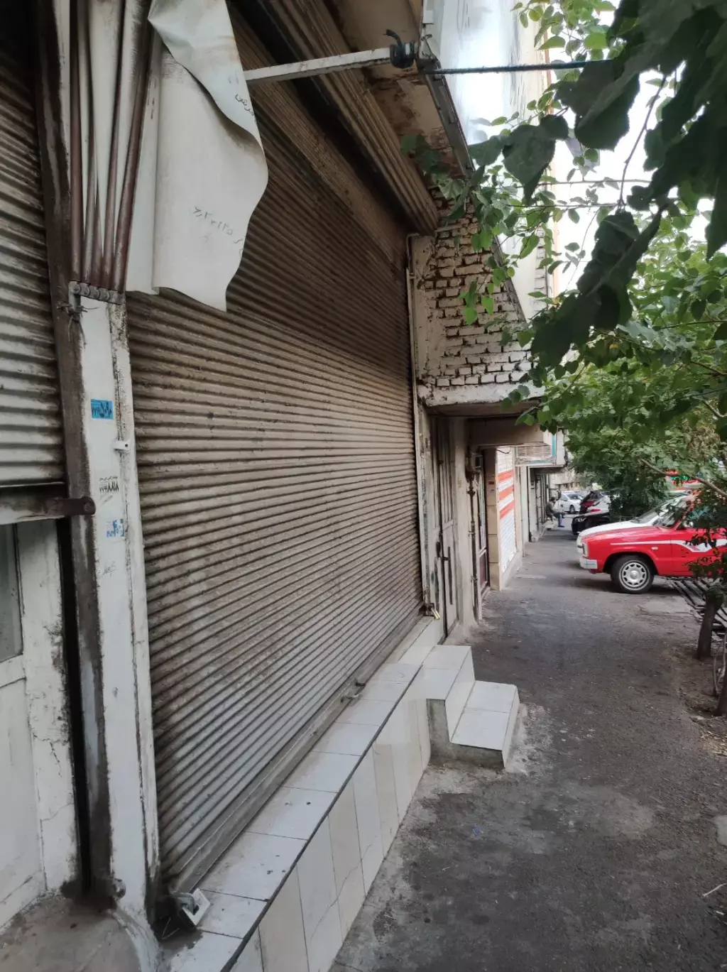 اجاره اداری و تجاری 13 متری در اوقاف