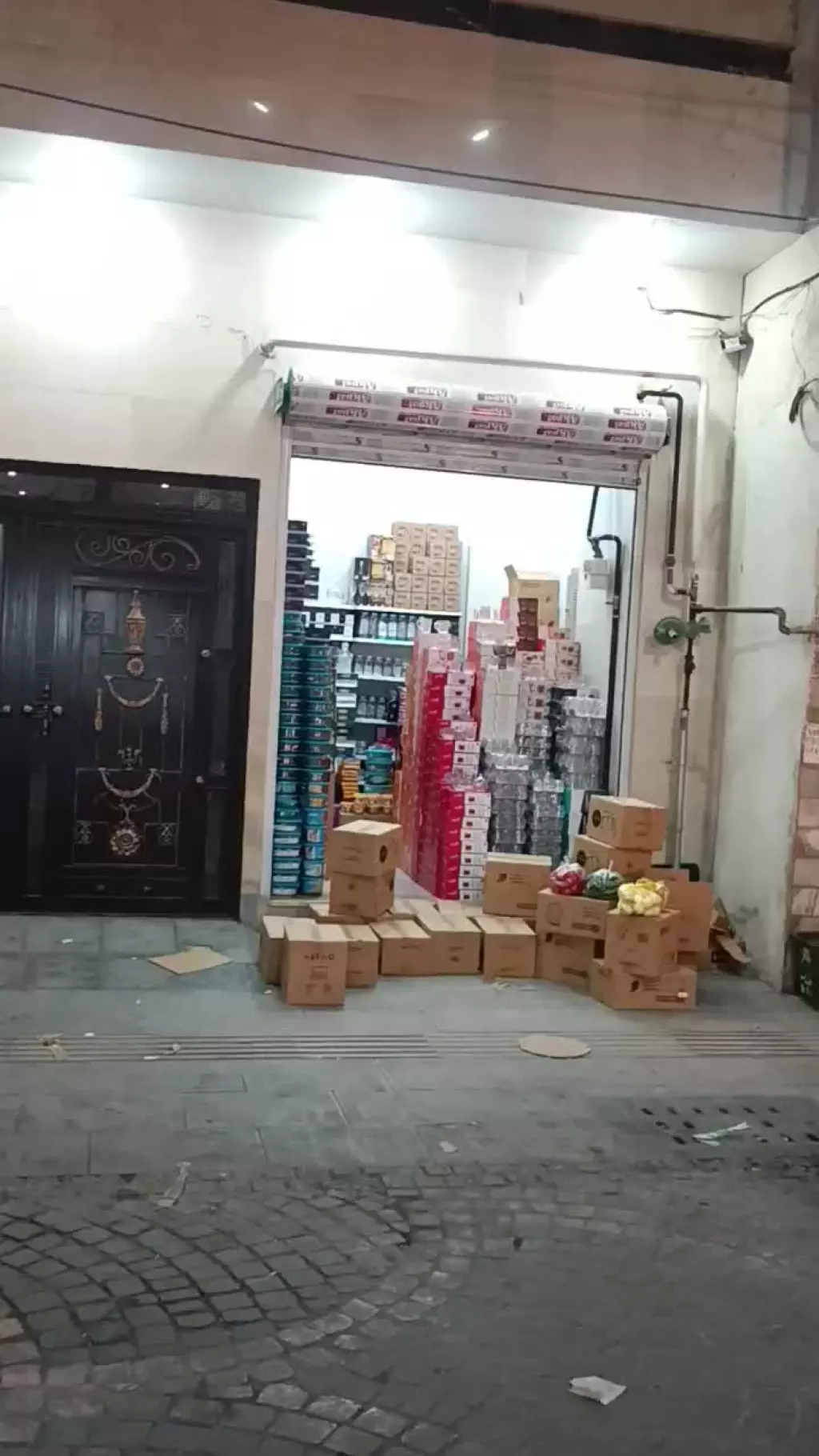 فروش اداری و تجاری 12 متری در جلیلی