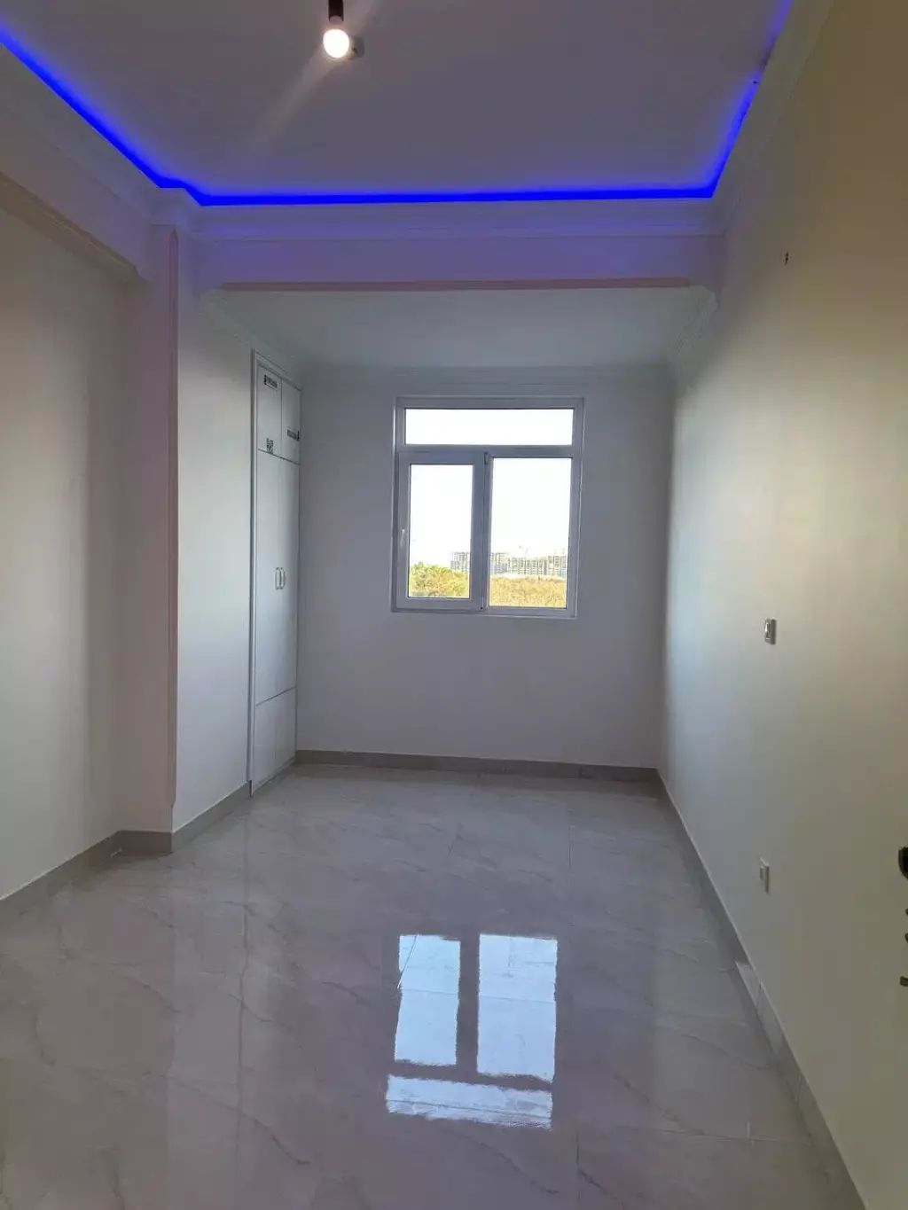 فروش آپارتمان 193 متری در شهرک صدرا - تصویر 11
