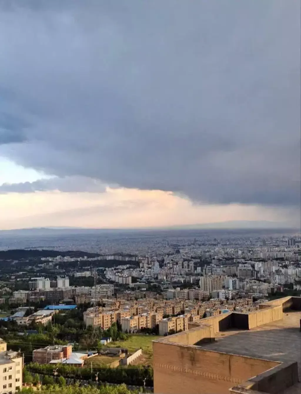 فروش آپارتمان 143 متری در شهرک محلاتی - تصویر 2