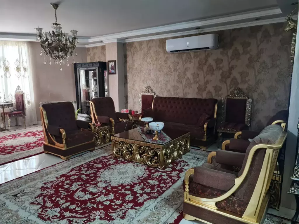 اجاره آپارتمان 100 متری در شهرک طالقانی