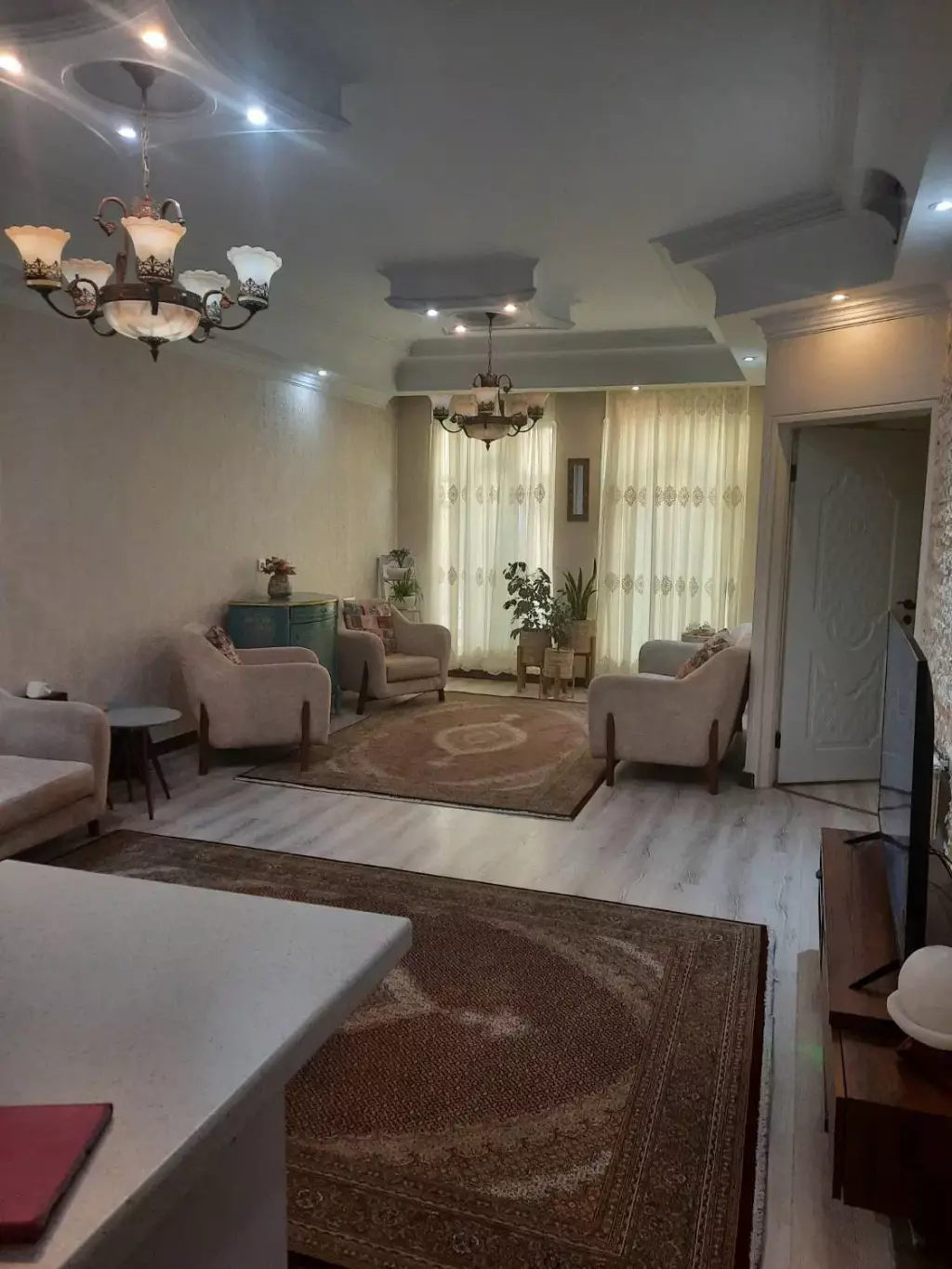 اجاره آپارتمان 84 متری در آشتیانی