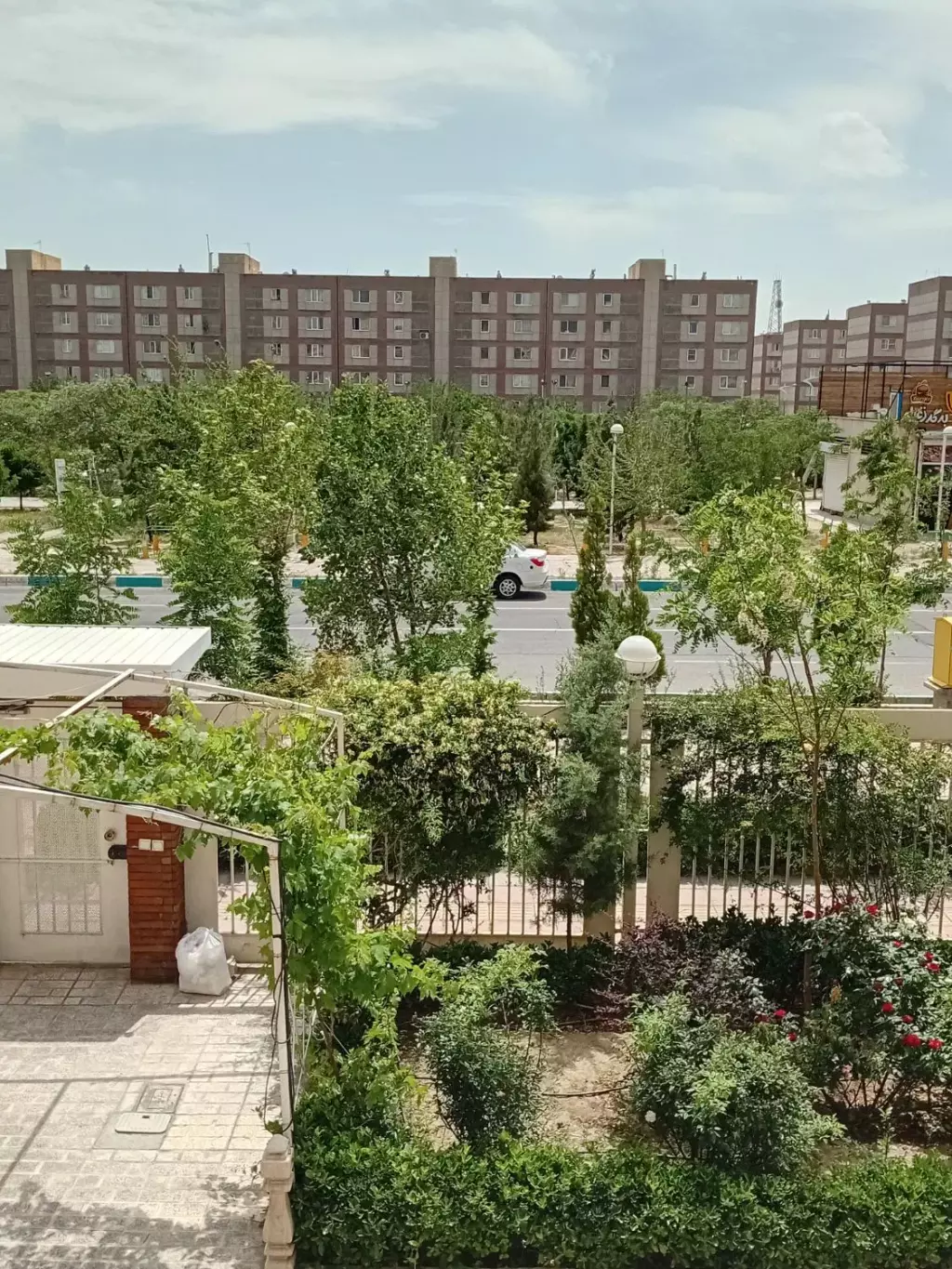 فروش آپارتمان 105 متری در تهرانسر شرقی
