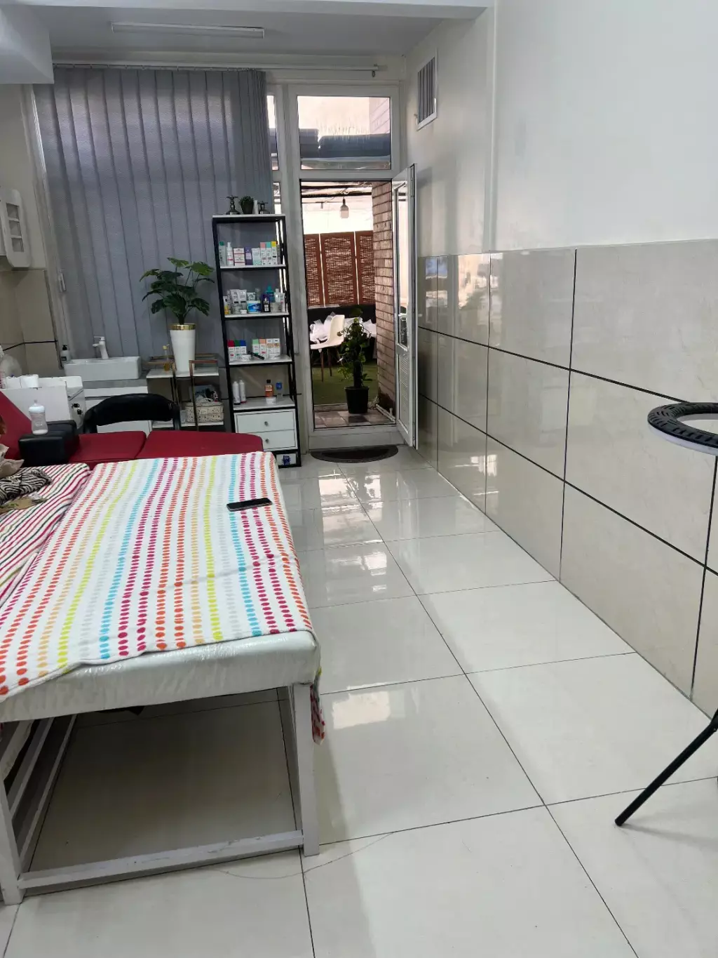 اجاره اداری و تجاری 25 متری در بریانک