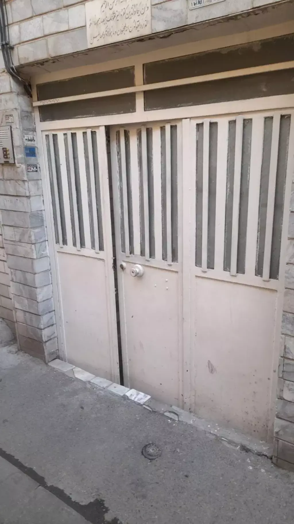 فروش زمین و کلنگی 164 متری در امین حضور - تصویر 2