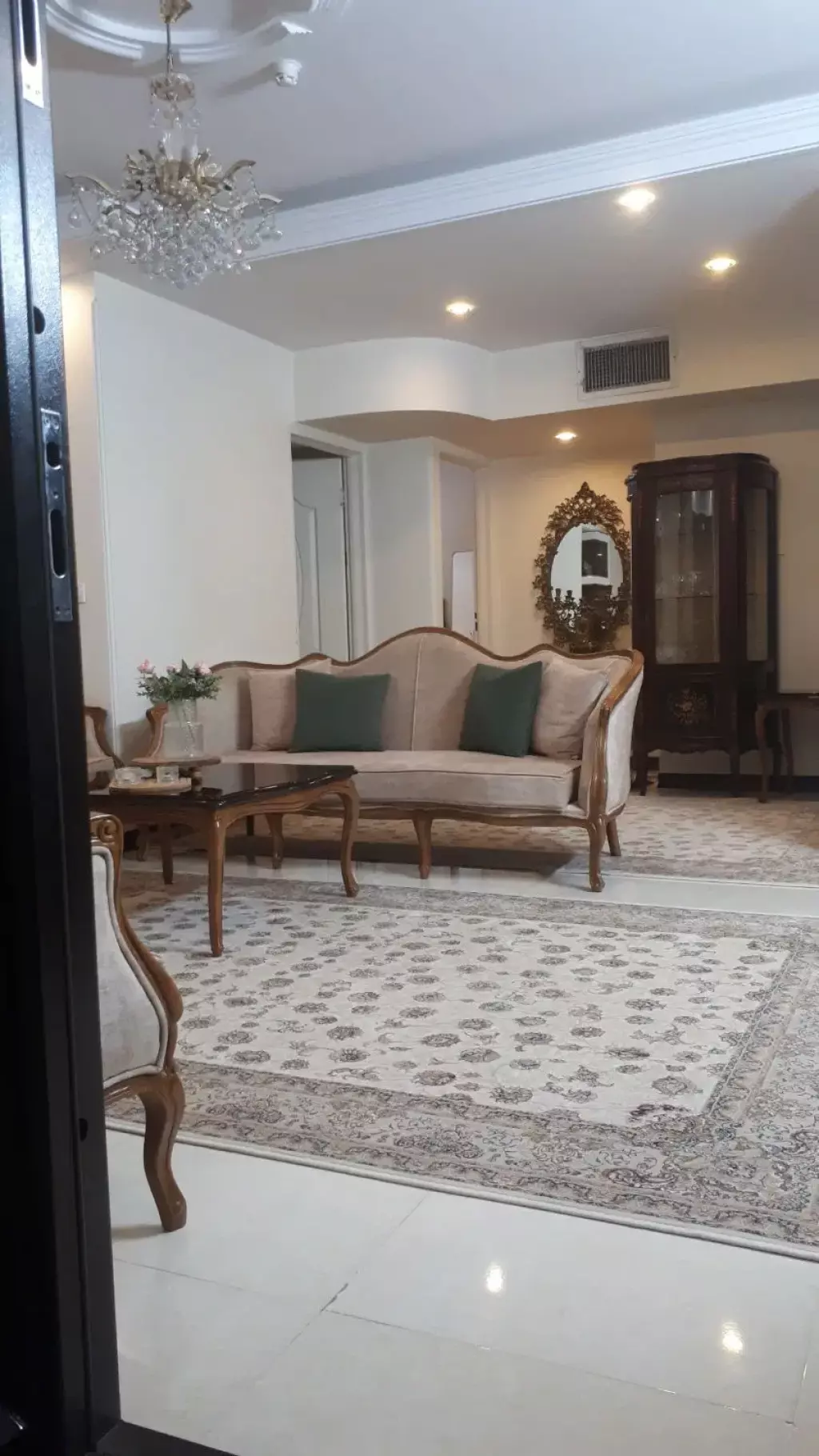 فروش آپارتمان 72 متری در چهارصد دستگاه