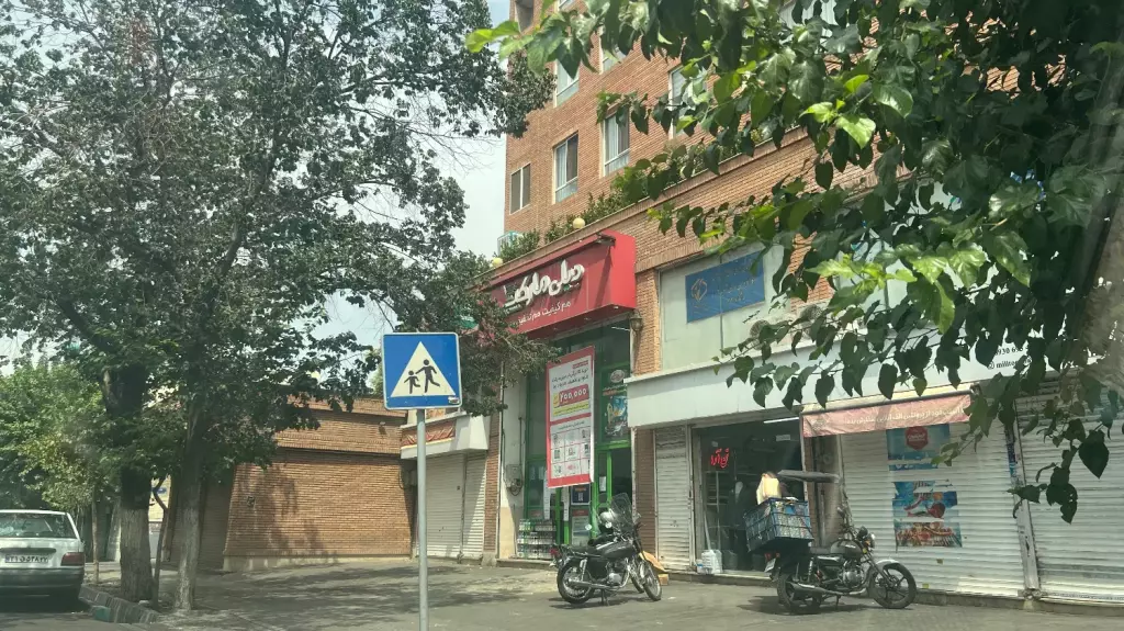 فروش اداری و تجاری 200 متری در کوثر