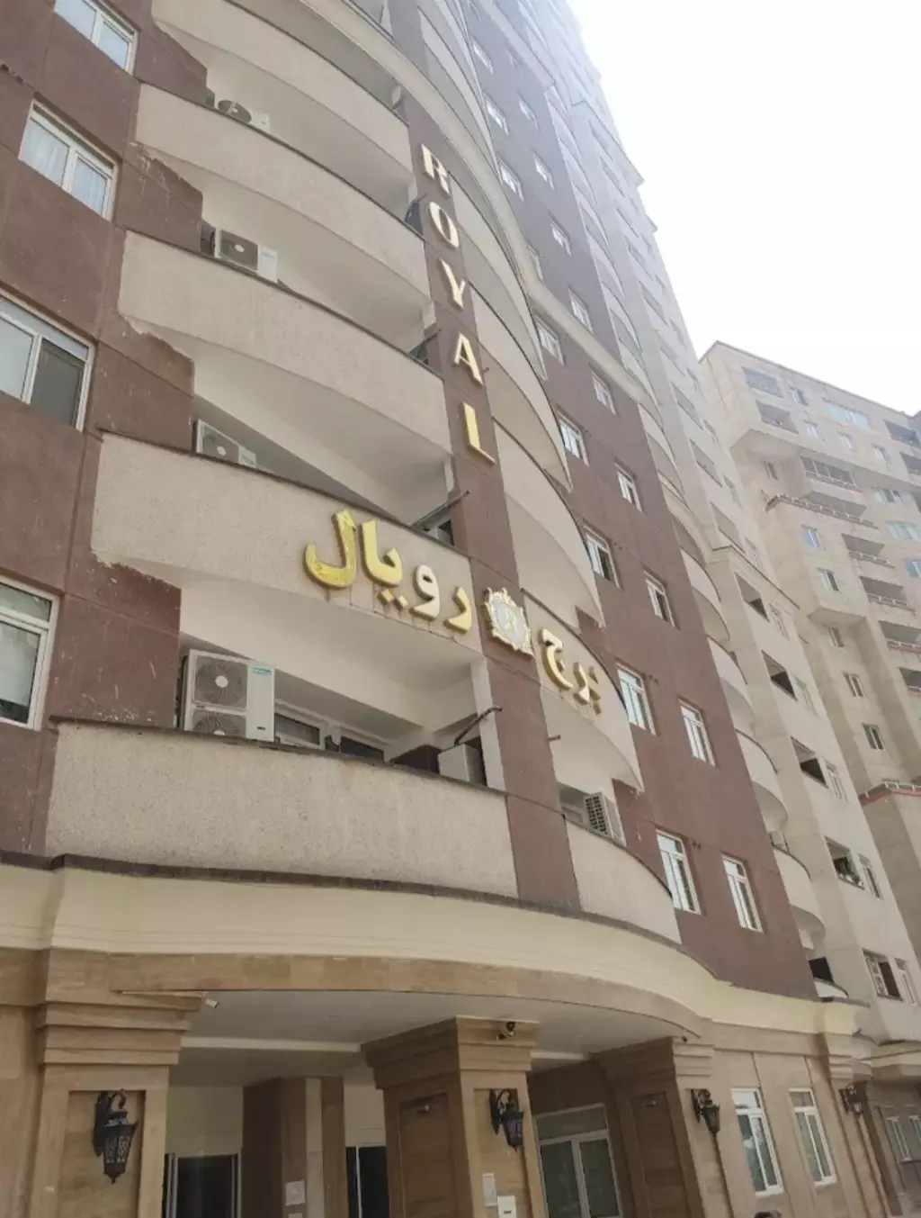فروش آپارتمان 193 متری در شهرک صدرا