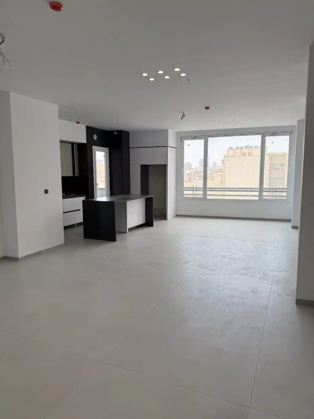 فروش آپارتمان 147 متری در حکمت - تصویر 2