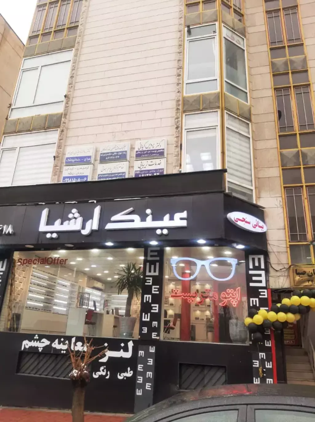 اجاره اداری و تجاری 82 متری در دریا