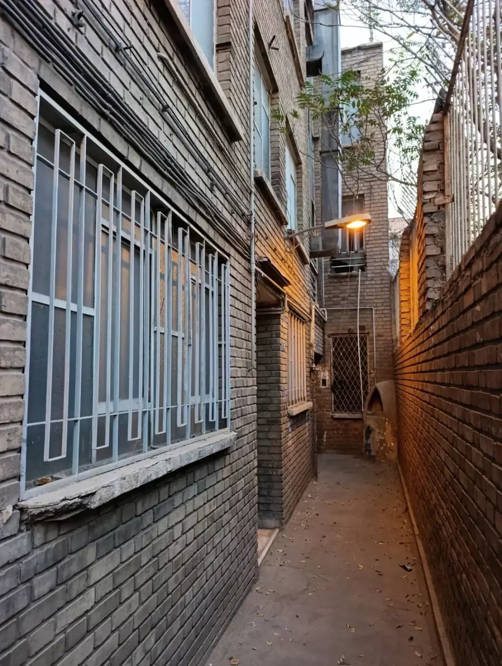 فروش زمین و کلنگی 106 متری در بهارستان - تصویر 2