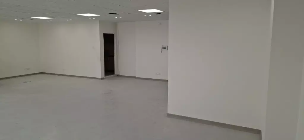 اجاره اداری و تجاری 100 متری در نصرت - تصویر 7