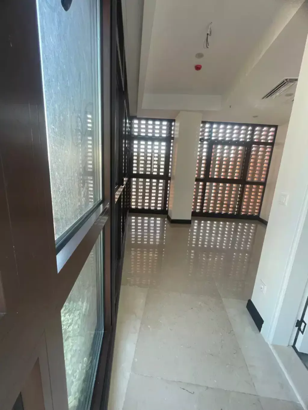 فروش اداری و تجاری 920 متری در ظفر - تصویر 14