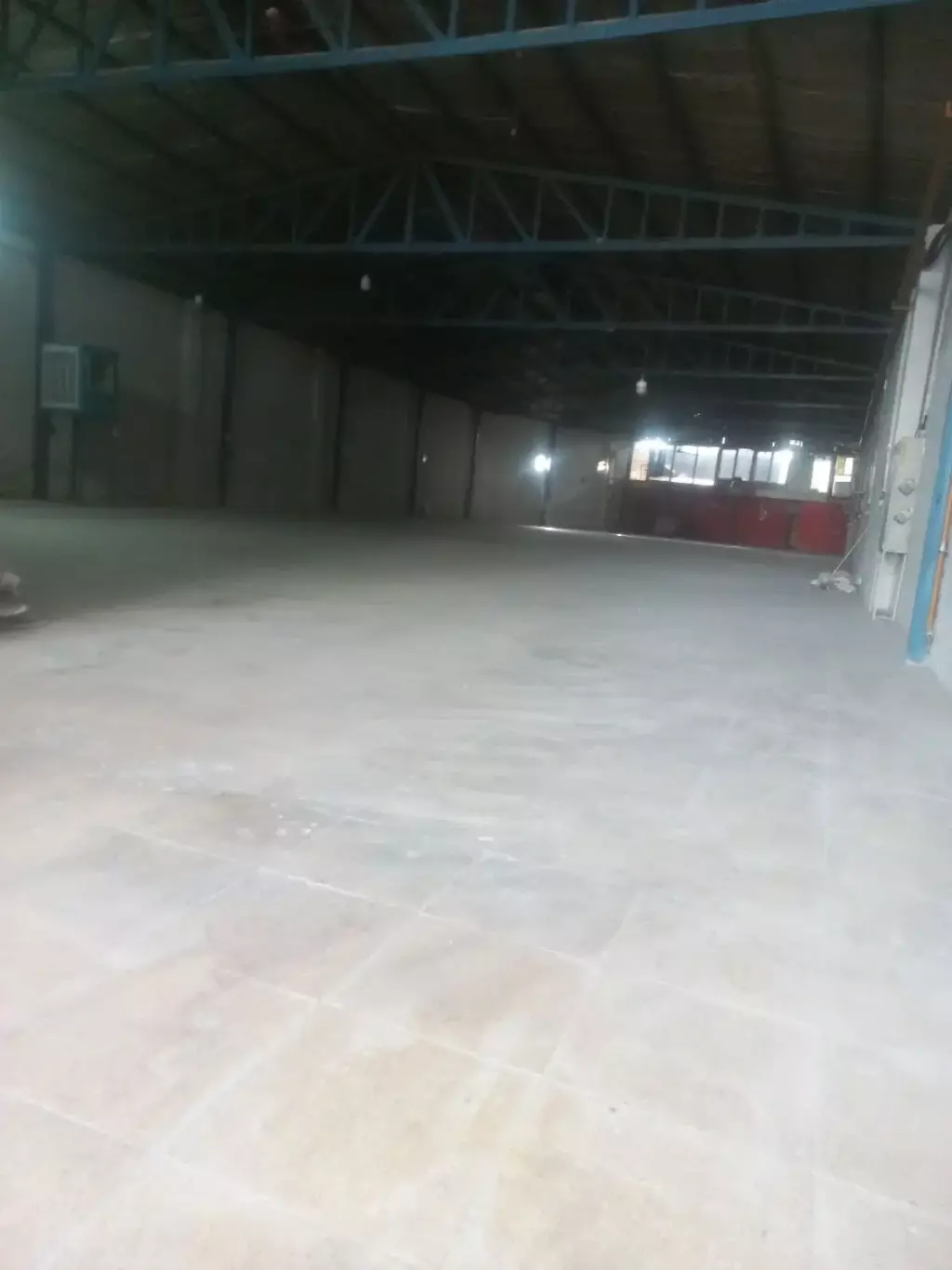 اجاره اداری و تجاری 850 متری در دولاب