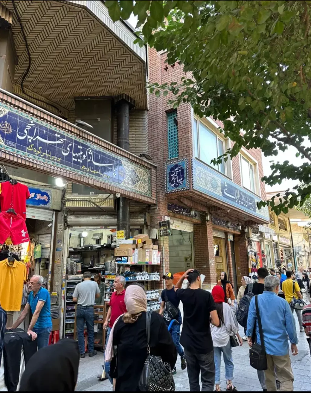 فروش اداری و تجاری 14 متری در بازار