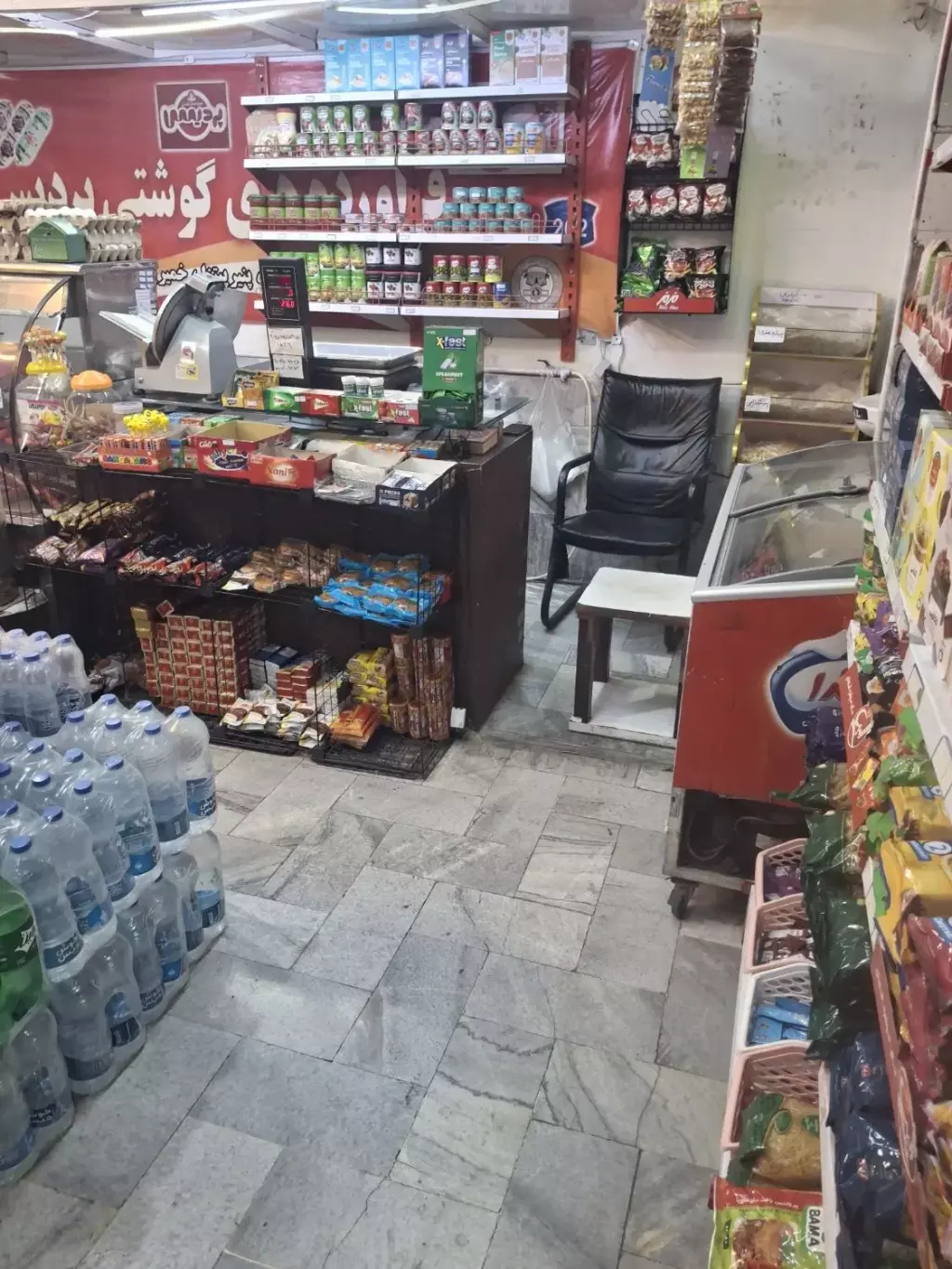 اجاره اداری و تجاری 27 متری در مینابی