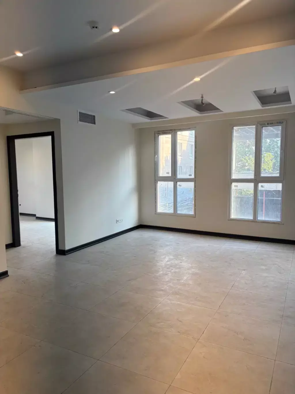 اجاره اداری و تجاری 80 متری در میرداماد - تصویر 3