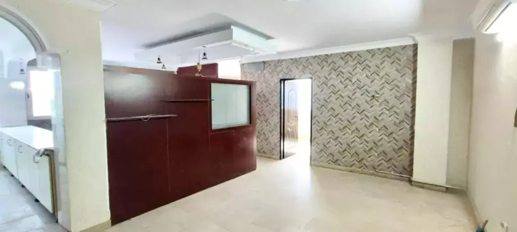 اجاره اداری و تجاری 100 متری در دردشت - تصویر 2