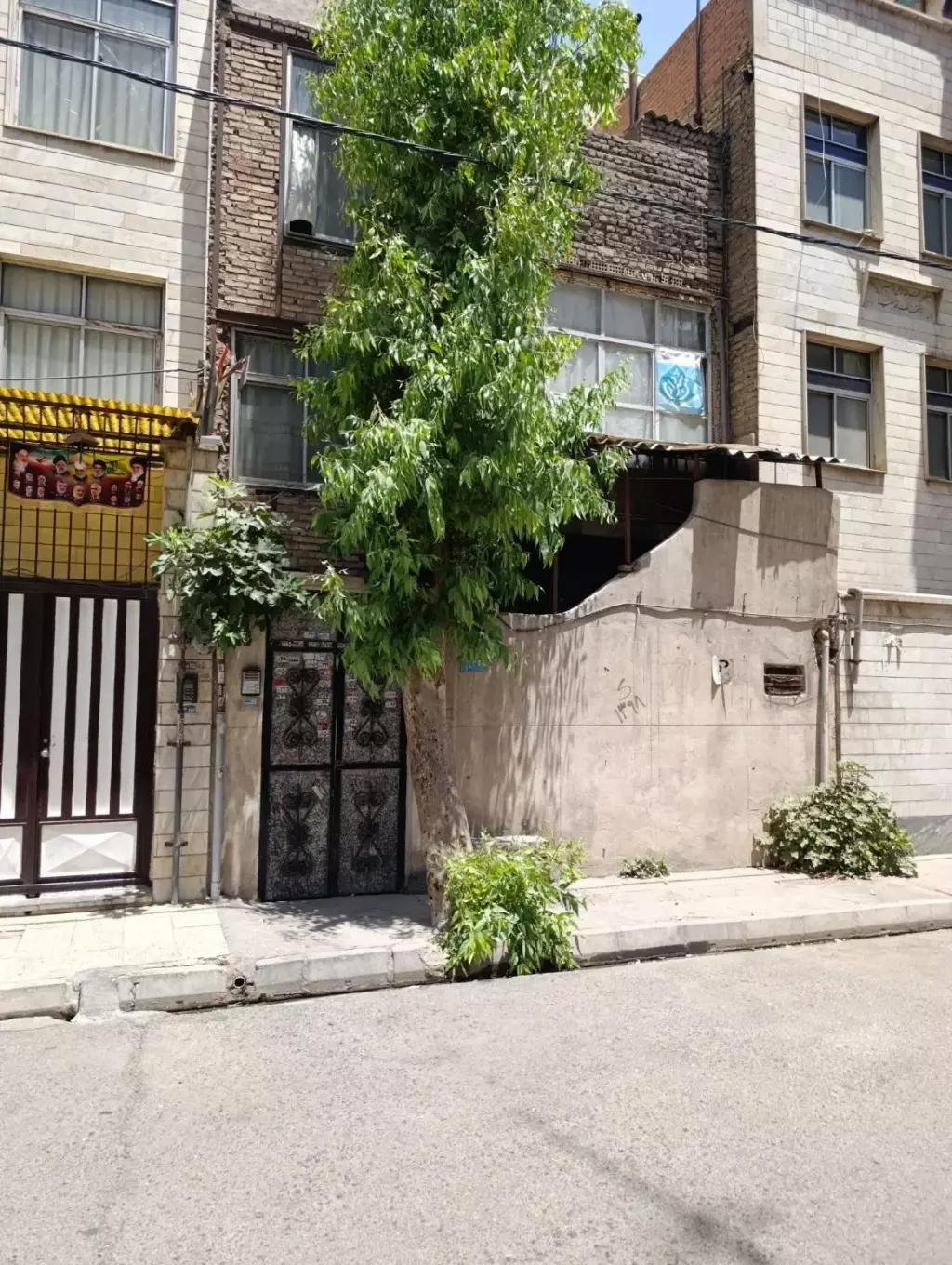 فروش خانه و ویلا 60 متری در اتابک