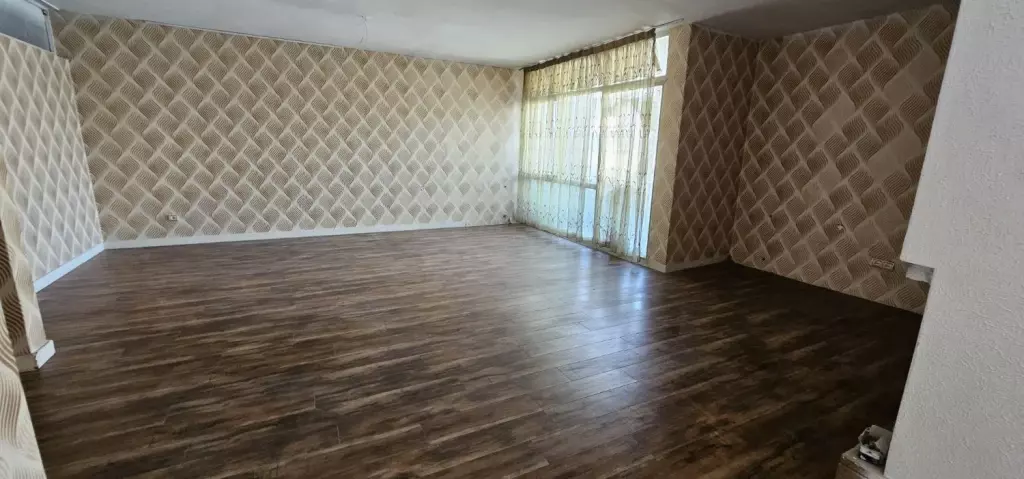 اجاره اداری و تجاری 200 متری در سنائی