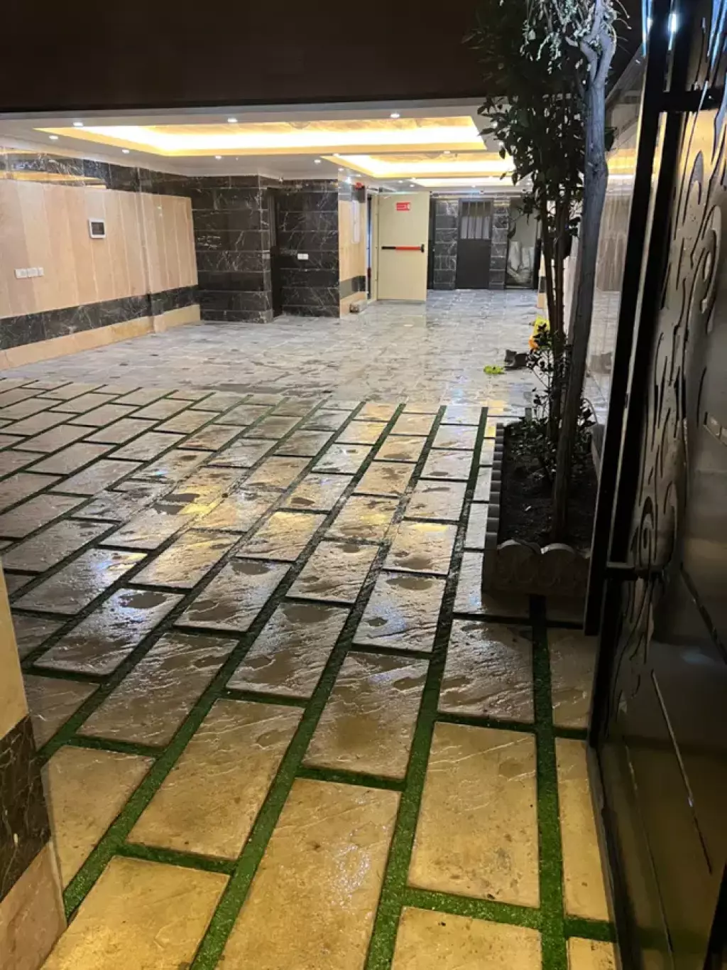 فروش آپارتمان 64 متری در فرزانه