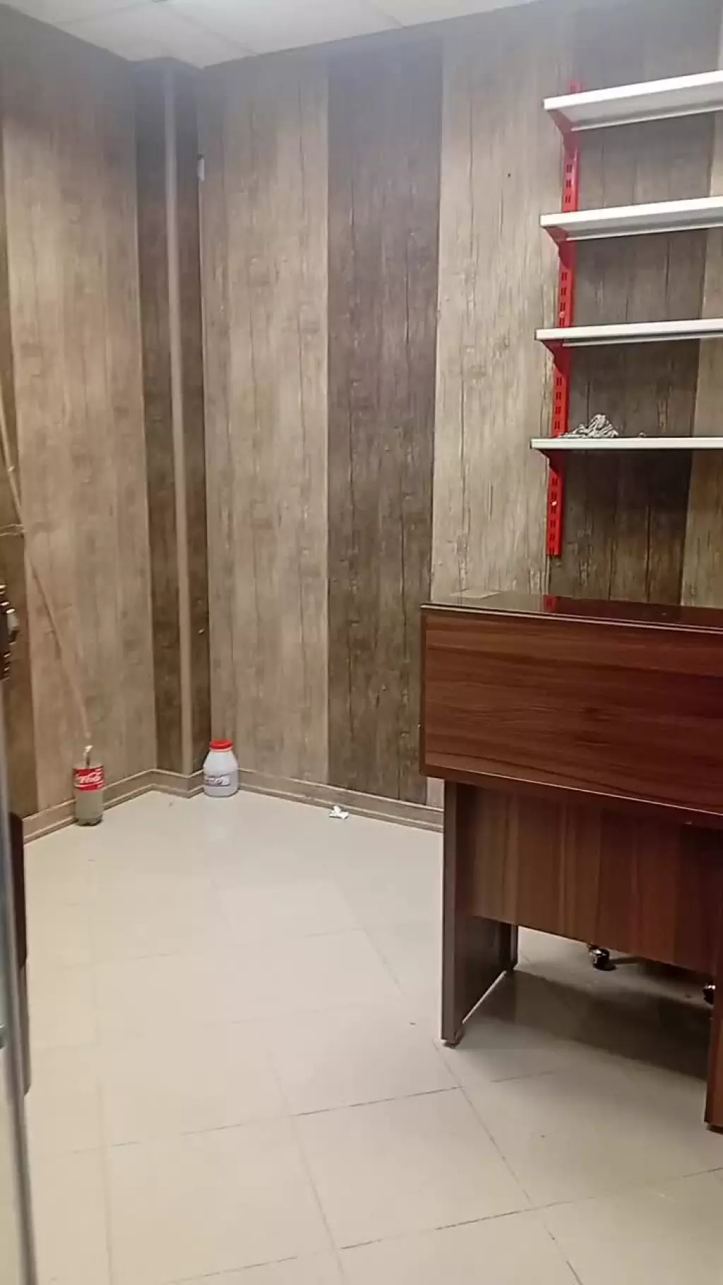 اجاره اداری و تجاری 8 متری در بازار