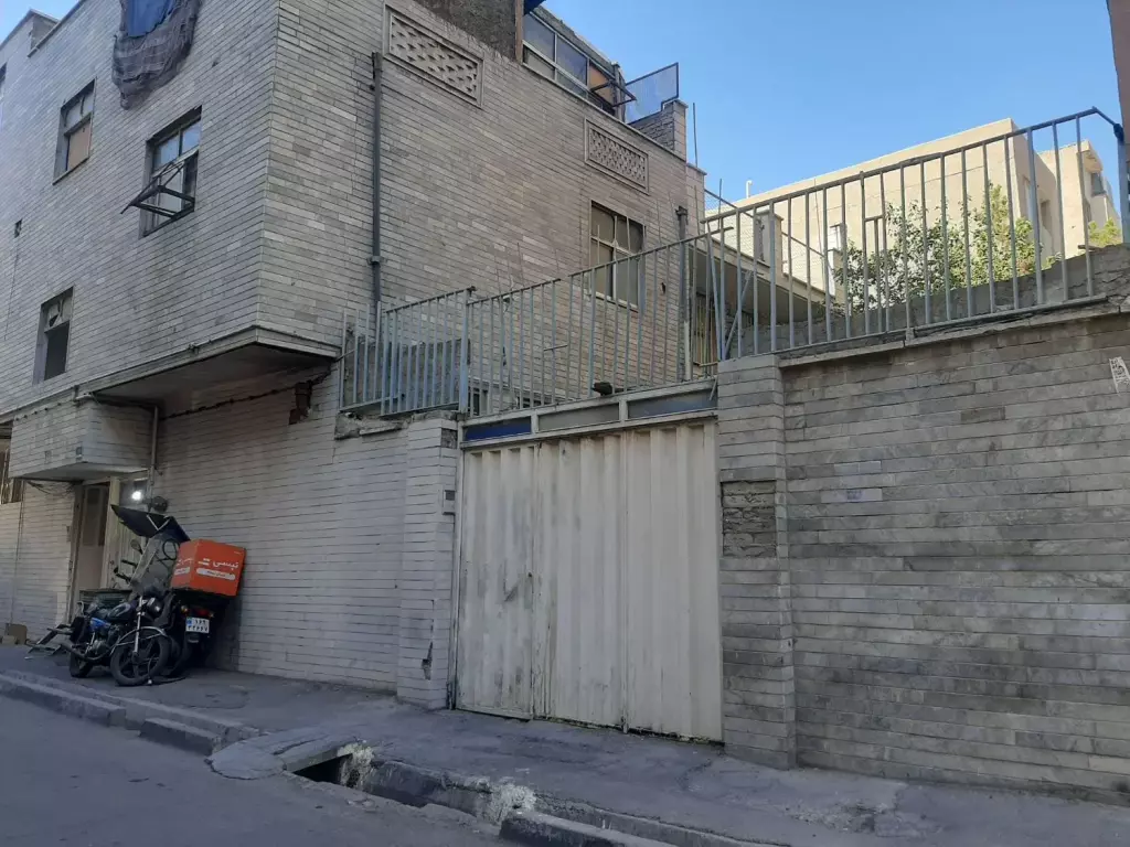فروش زمین و کلنگی 120 متری در شهرک ولیعصر جنوبی - تصویر 3