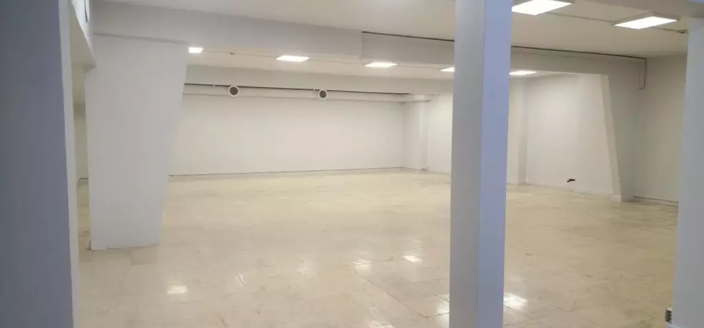 اجاره اداری و تجاری 410 متری در کاج