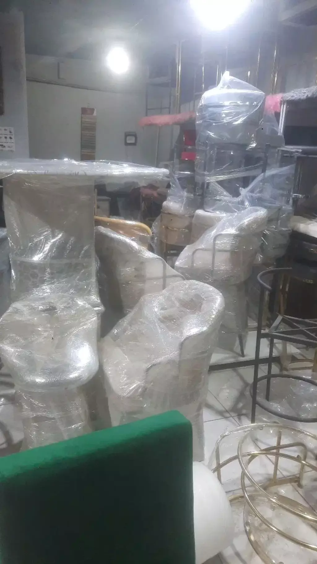 اجاره اداری و تجاری 60 متری در شهید رجایی
