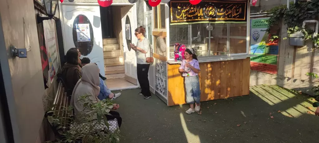 اجاره اداری و تجاری 8 متری در باغ فیض