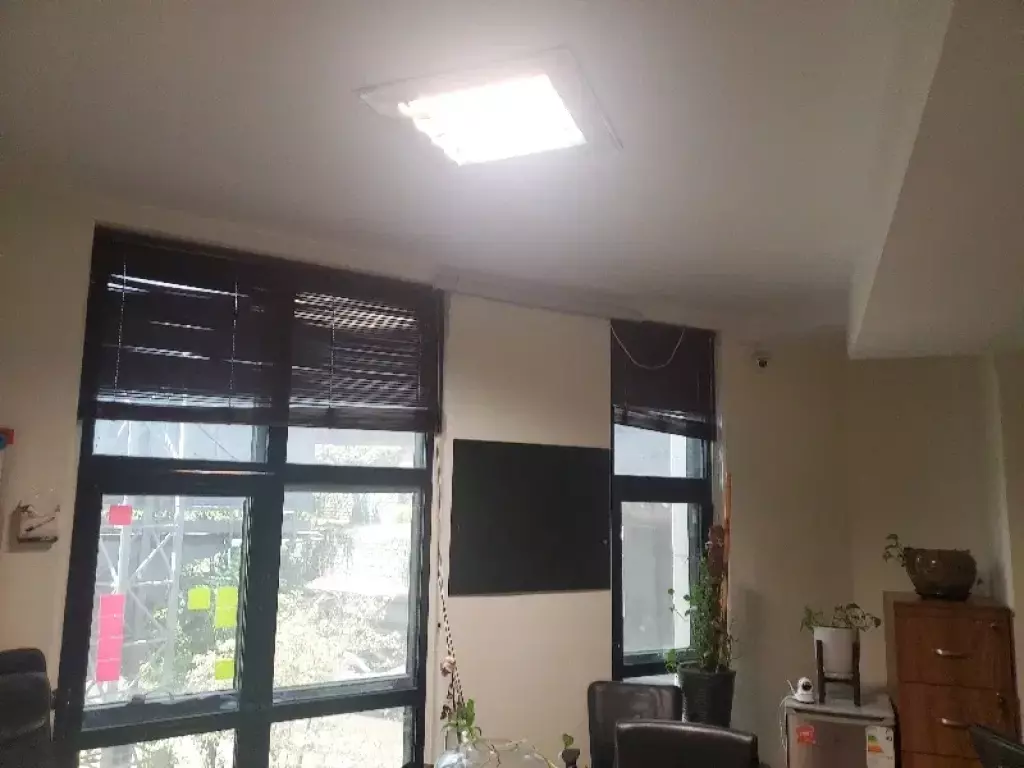 اجاره اداری و تجاری 78 متری در درب دوم