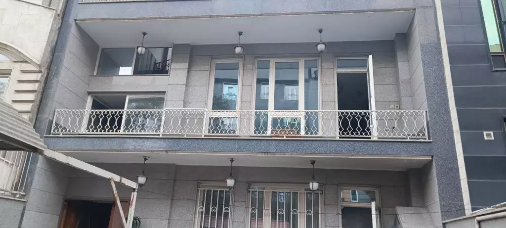 اجاره خانه و ویلا 230 متری در آشتیانی