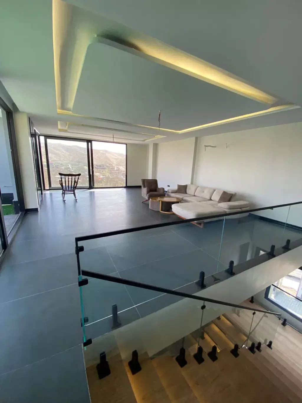 فروش خانه و ویلا 780 متری در حکمت - تصویر 3