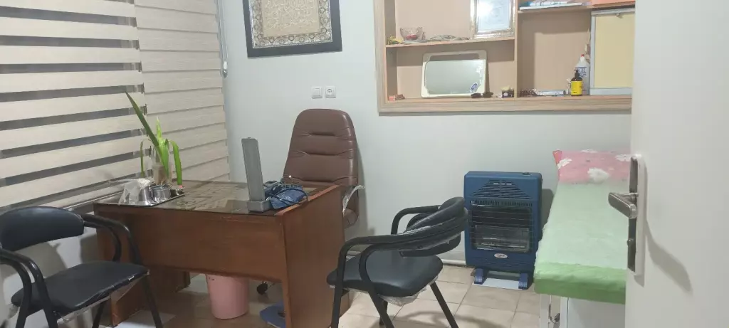 اجاره اداری و تجاری 12 متری در شهرک شریعتی - تصویر 2