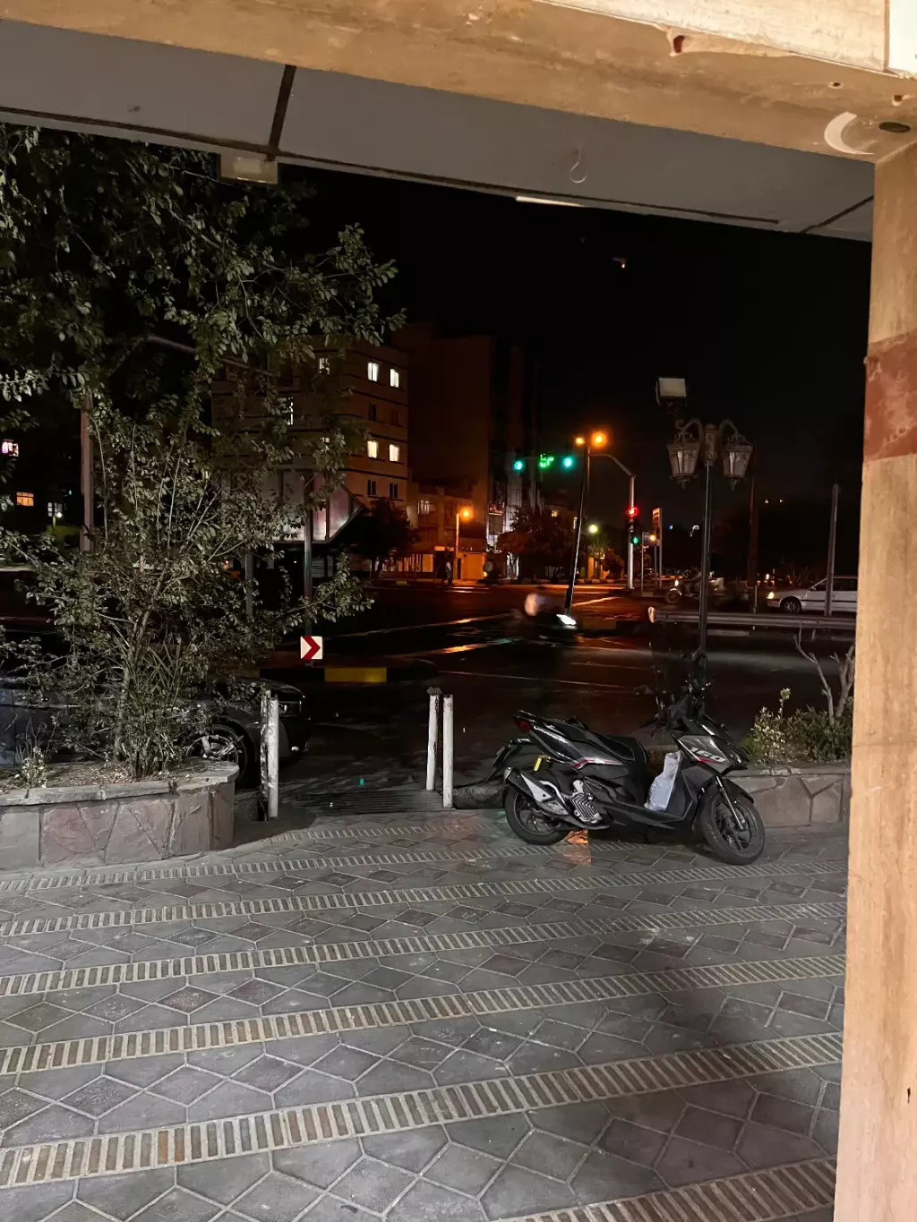 اجاره اداری و تجاری 50 متری در آهنگ - تصویر 12