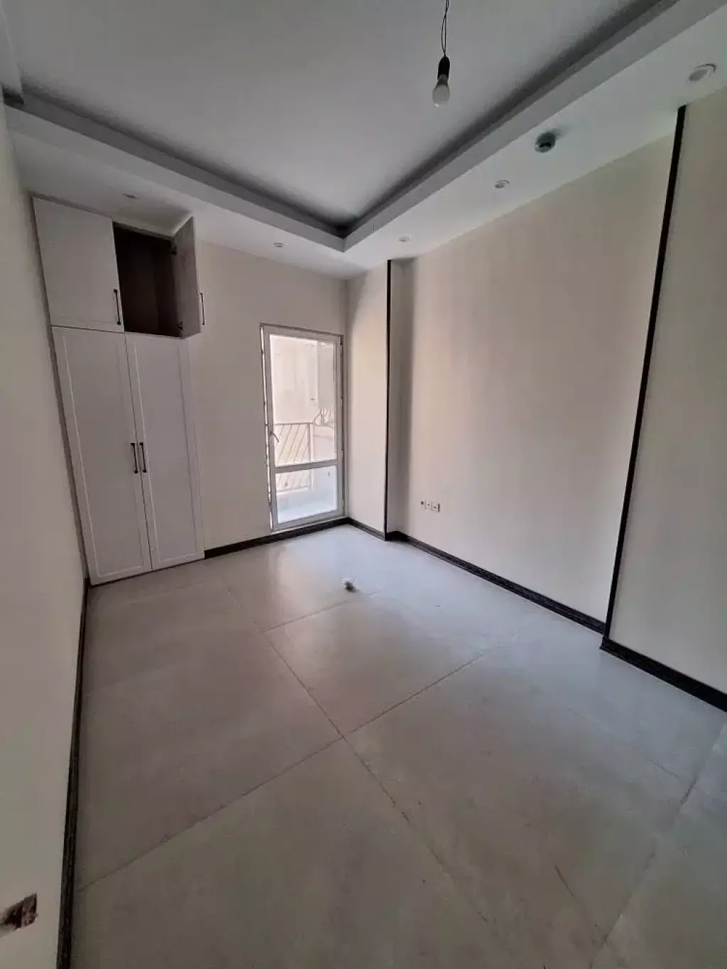 اجاره آپارتمان 120 متری در حکمت