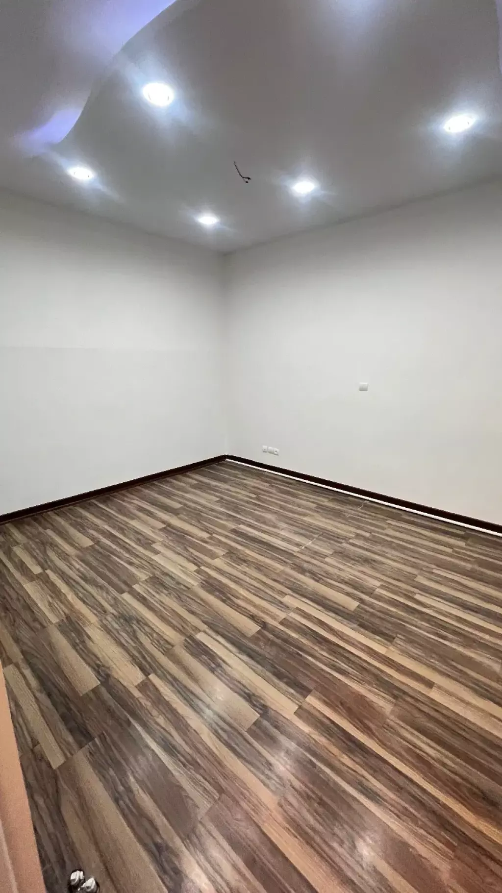 اجاره اداری و تجاری 135 متری در پاسداران - تصویر 6