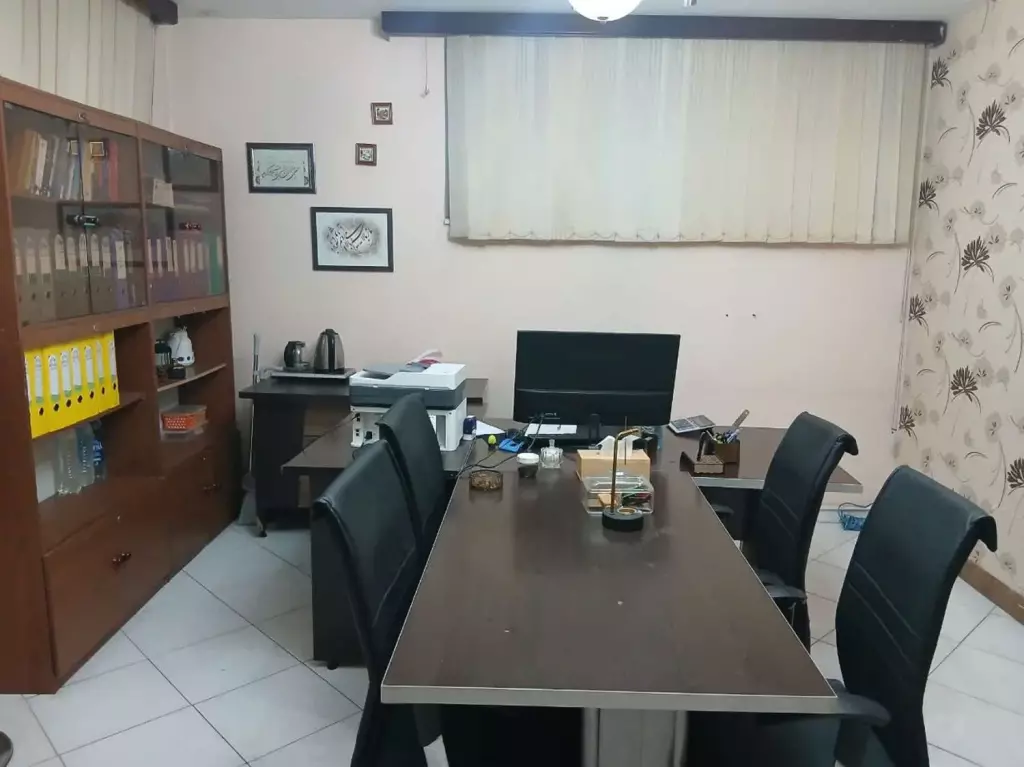 اجاره اداری و تجاری 21 متری در بلوار کشاورز