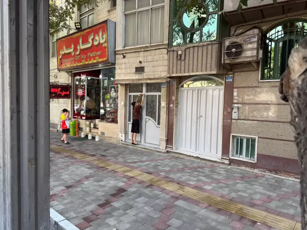 اجاره اداری و تجاری 130 متری در شهید غیوری (ابن باویه) - تصویر 2
